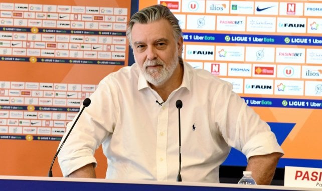 Laurent Nicollin lors d'une conférence de presse du MHSC